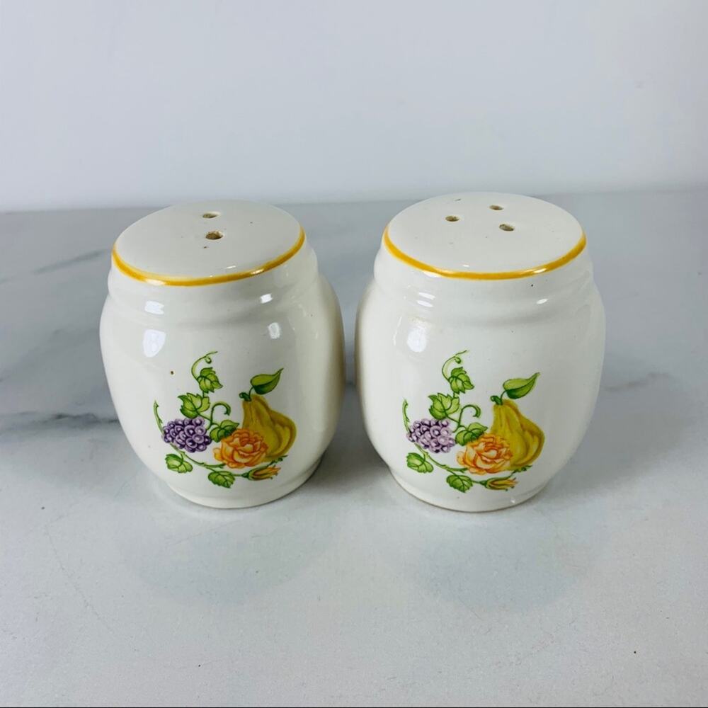 M Kamenstein Yellow Fruit Salt Pepper Shaker Set